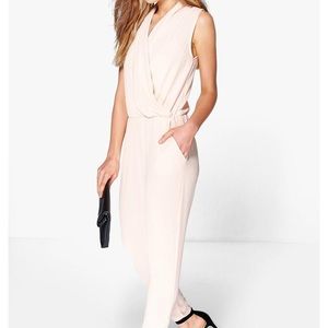 NWT Boohoo blush jumpsuit romper wrap front Large